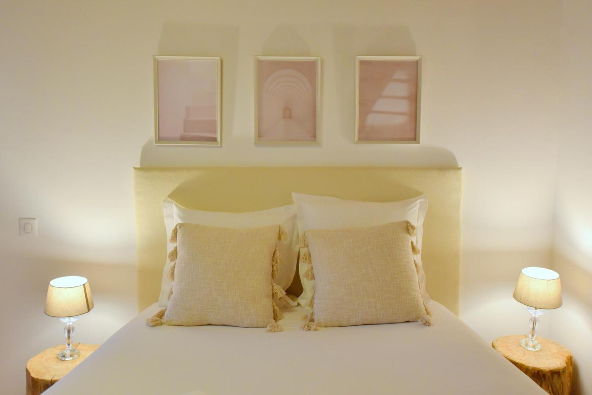 Maison De Village Wifi - Parking Et Jardin Prive *